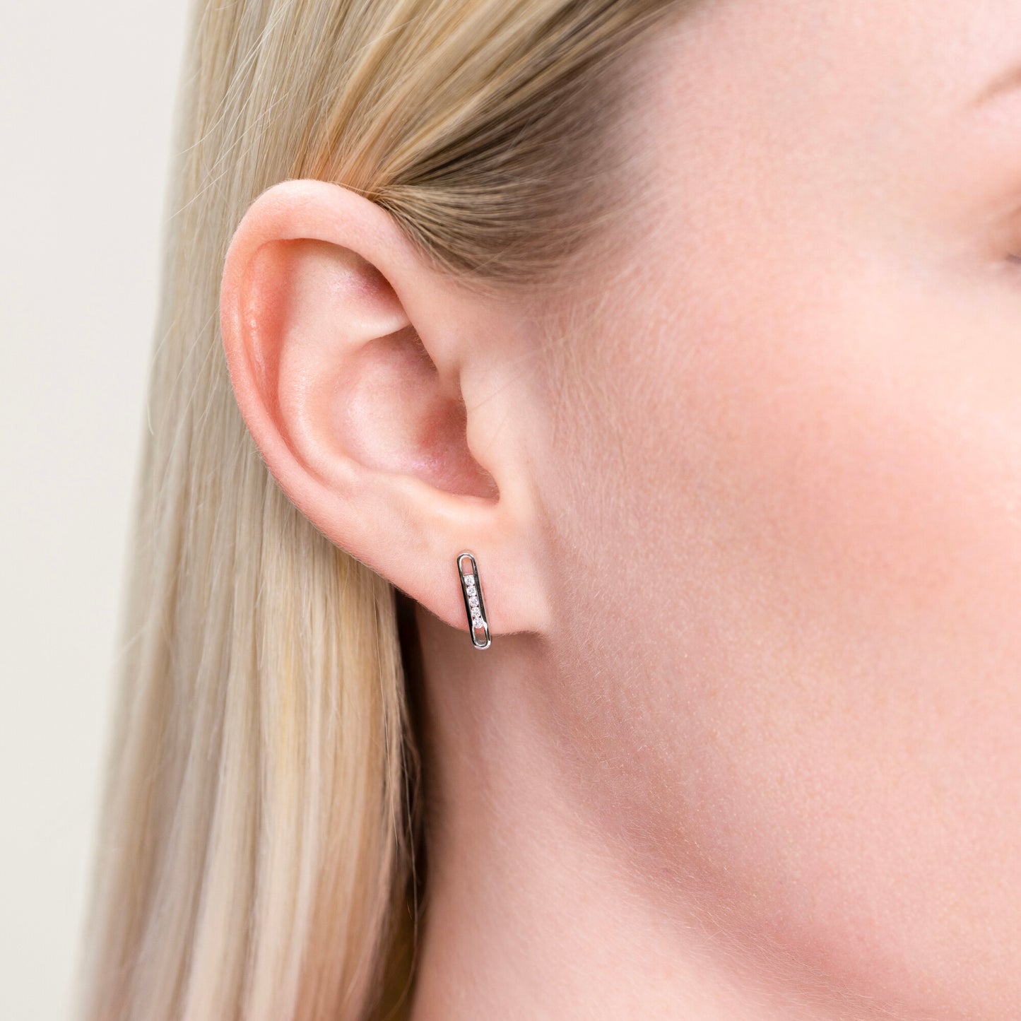 Paperclip Stud Earring in Rhodium Plated Sterling Silver